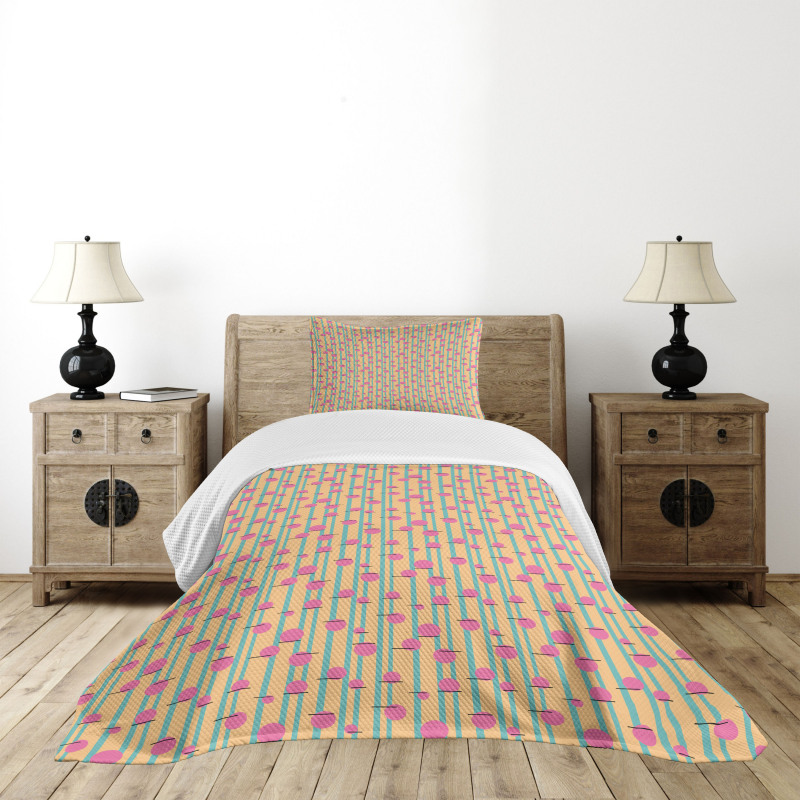 Vertical Lines Bedspread Set