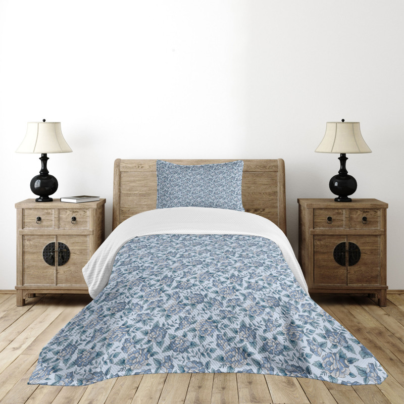 Flowers in Blossom Bedspread Set