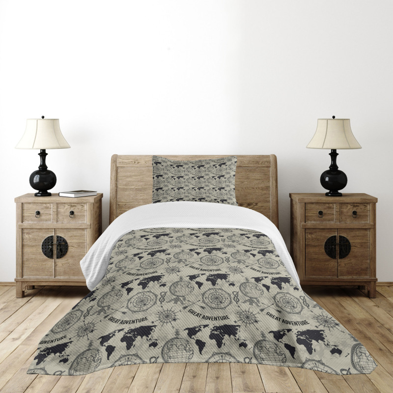 Vintage Adventure Art Bedspread Set