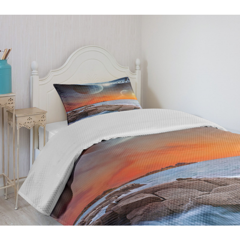 Planet Landscape View Bedspread Set