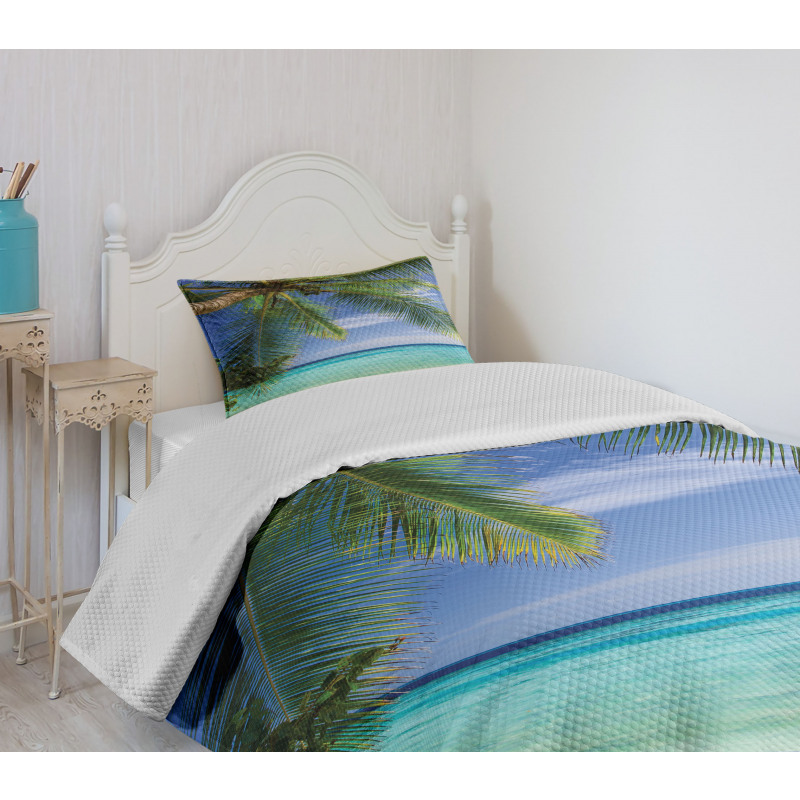 Paradise View Maldives Bedspread Set