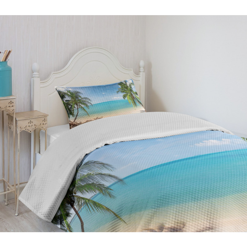 Panoramic View Beach Bedspread Set