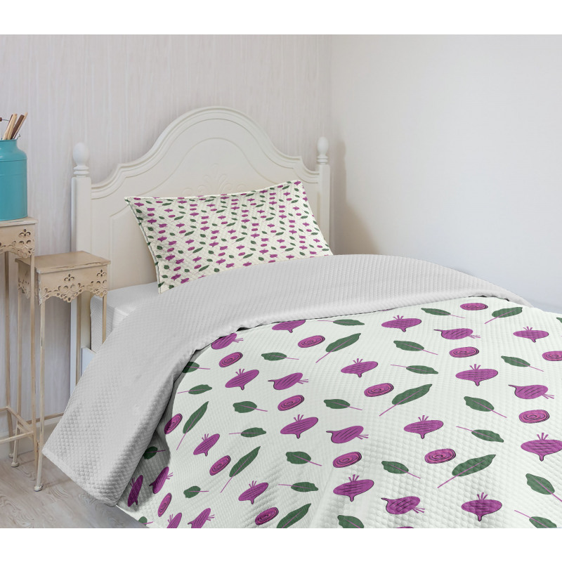 Beetroots and Leaves Bedspread Set