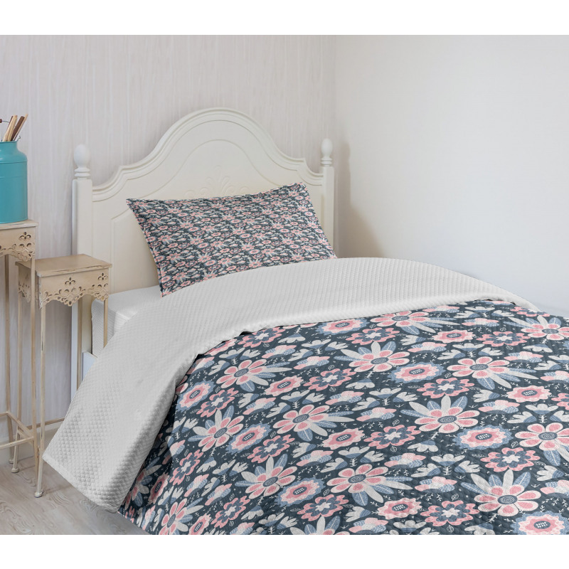 Garden Scene in Pastel Tones Bedspread Set