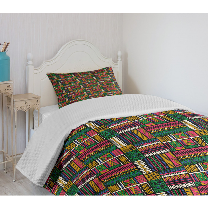 Geometrical Tribal Ornate Art Bedspread Set