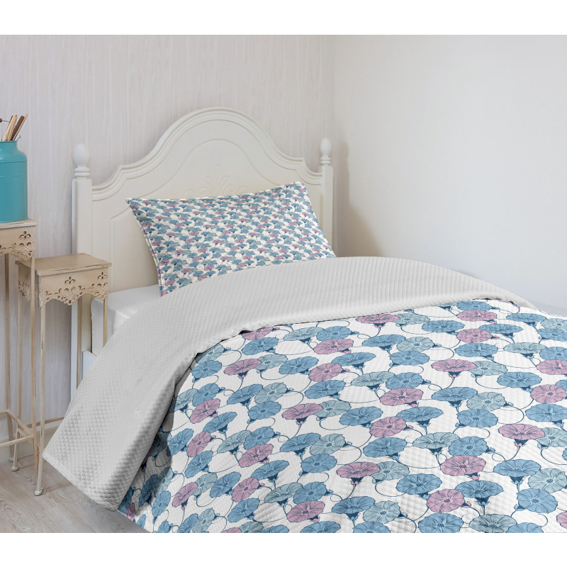 Bindweeds in Spring Bedspread Set