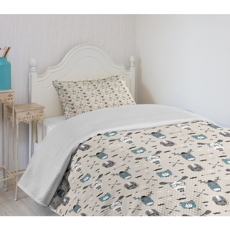 Childish Reindeer Heads Art Bedspread Set