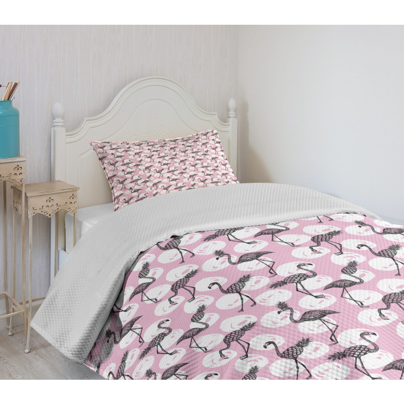 Modern Exotic Birds Bedspread Set