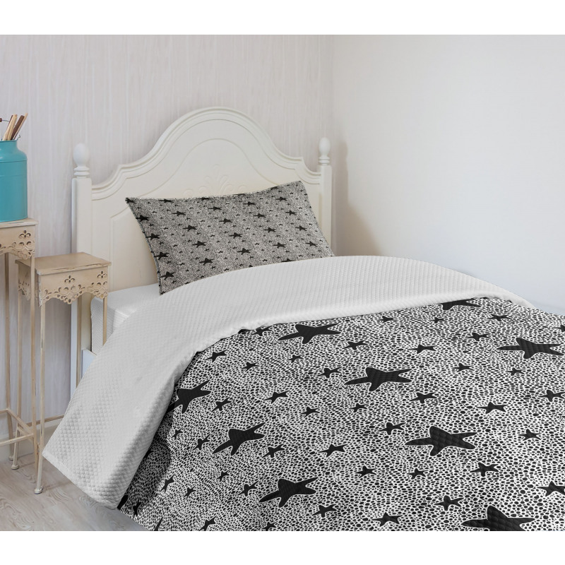 Creative Modern Stars Dots Bedspread Set