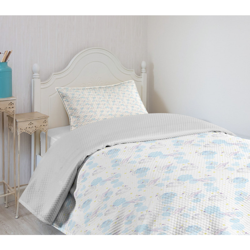 Royalty Aquatic Bird Stars Bedspread Set