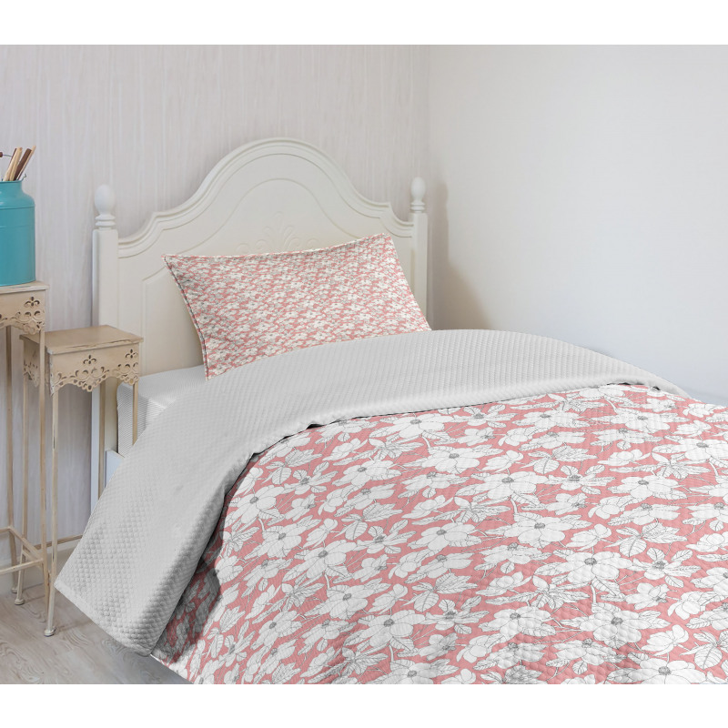 Spring Magnolias Bedspread Set