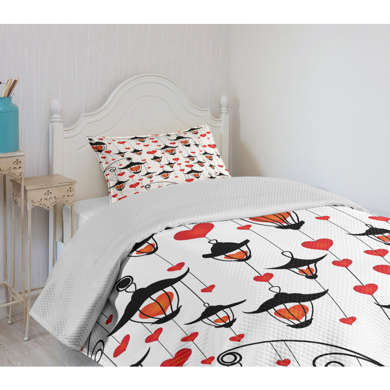 Lanterns and Hearts Bedspread Set