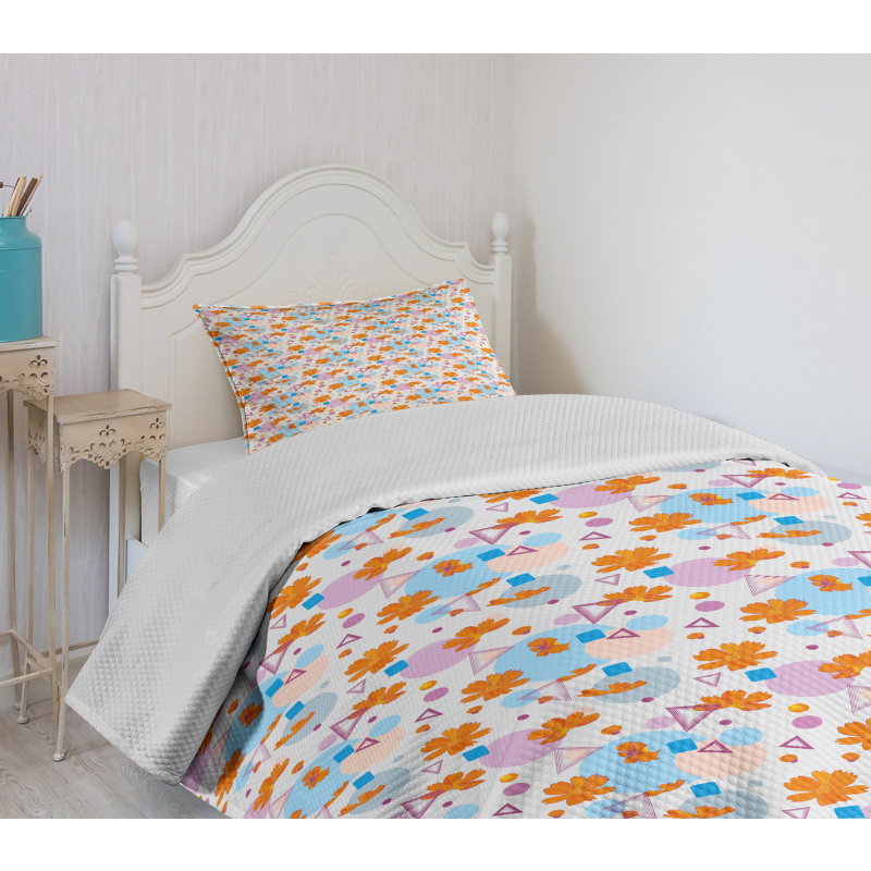 Petal and Geometric Shapes Bedspread Set