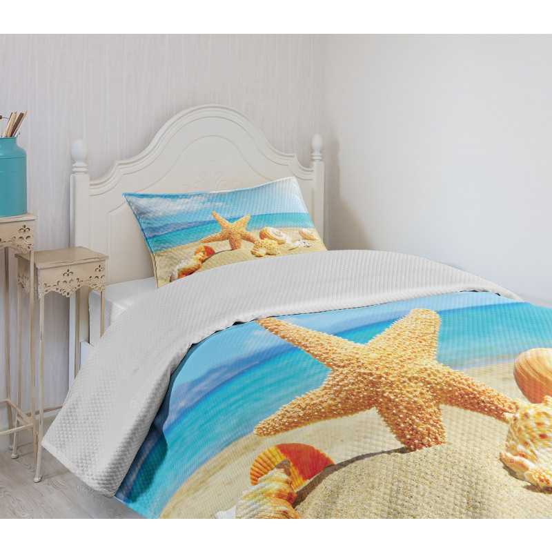 Beach Sand with Starfish Bedspread Set