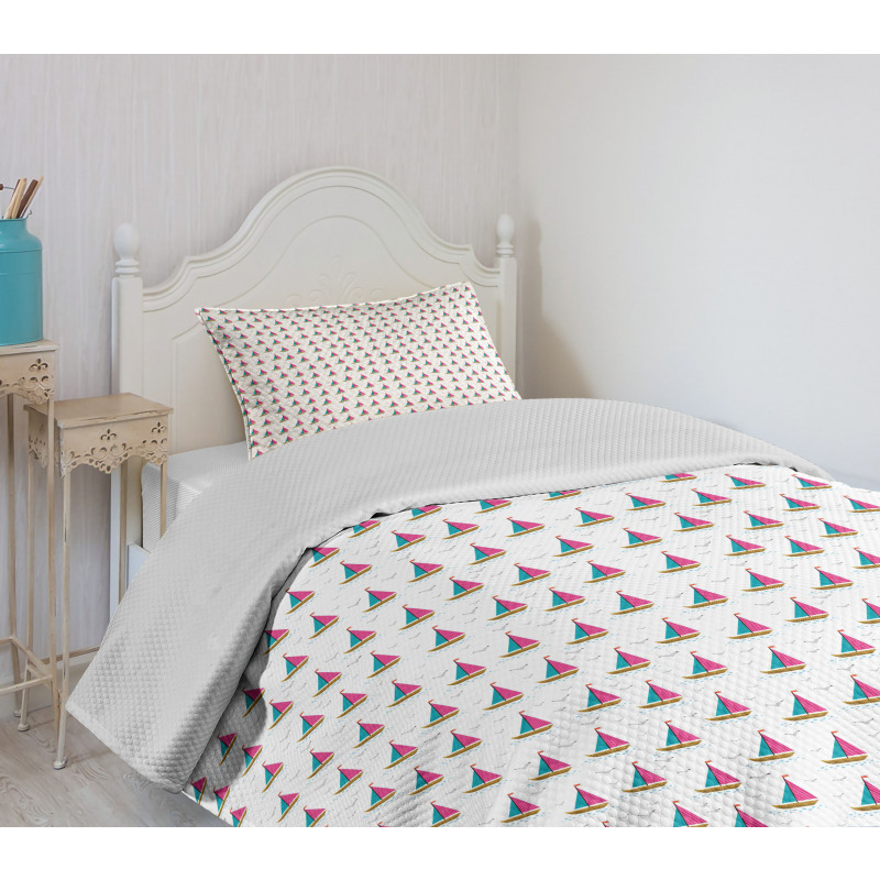 Colorful Boats Seagulls Bedspread Set