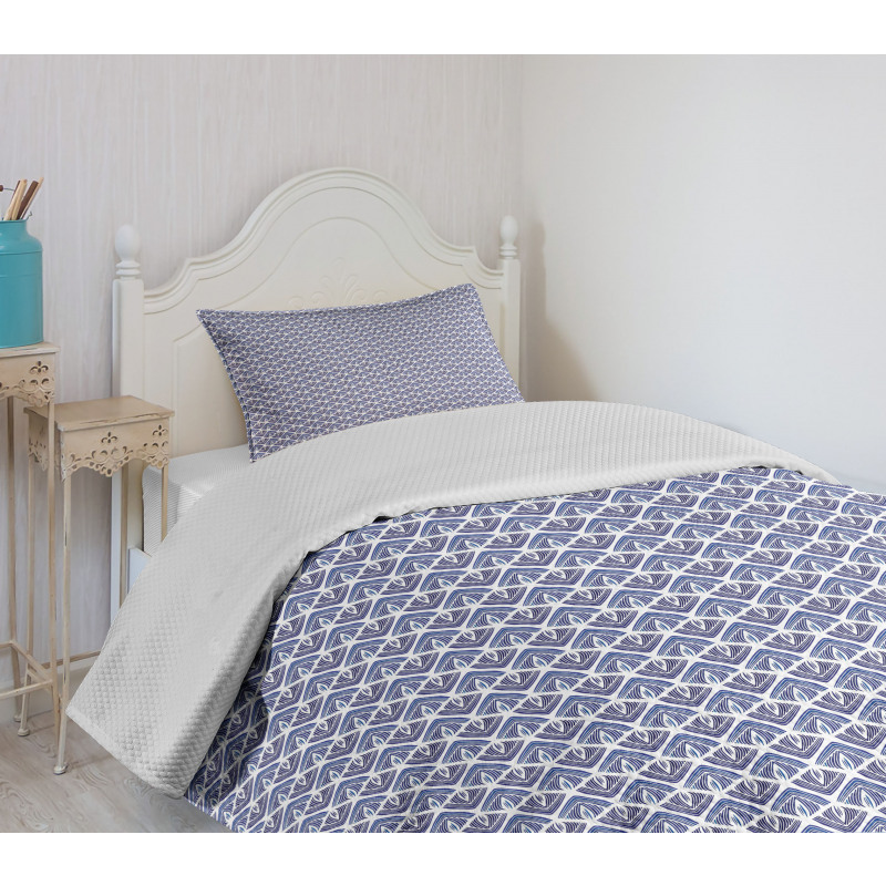 Curved Triangles and Stripes Bedspread Set