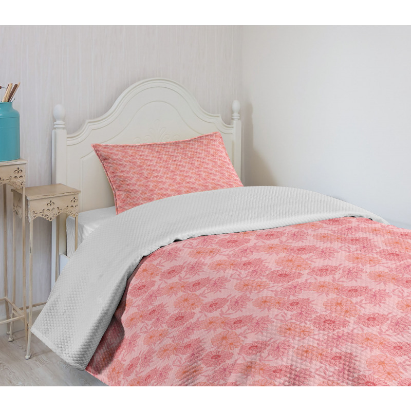 Floral and Romantic Bedspread Set