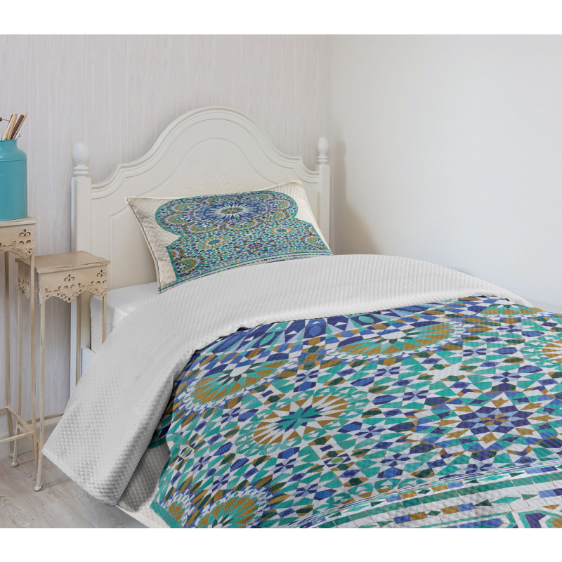 Eastern Ceramic Tile Bedspread Set