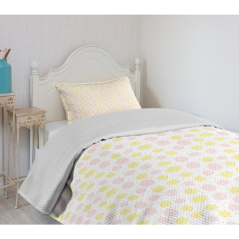 Pastel Tone Blots Bedspread Set