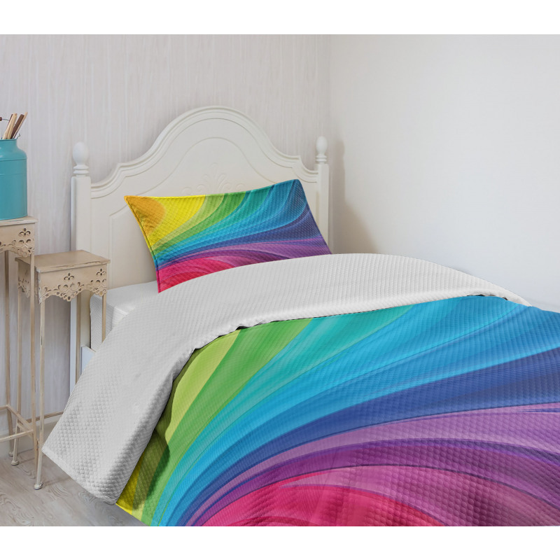 Abstract Smooth Lines Bedspread Set