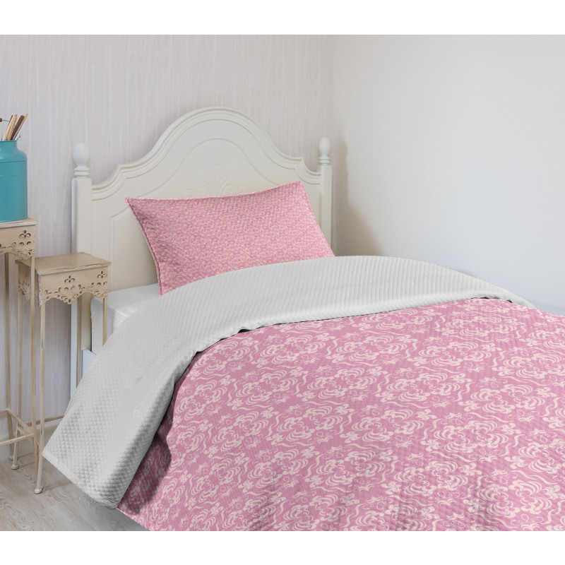 Abstract Curvy Romantic Bedspread Set