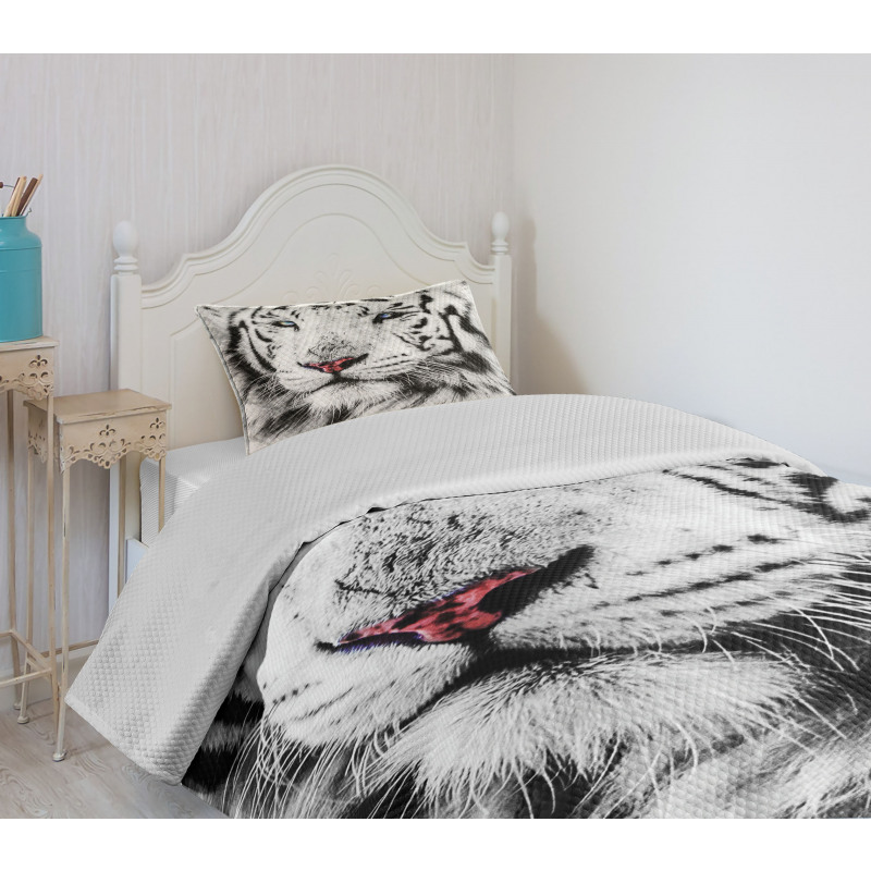 Winter White Tiger Bedspread Set