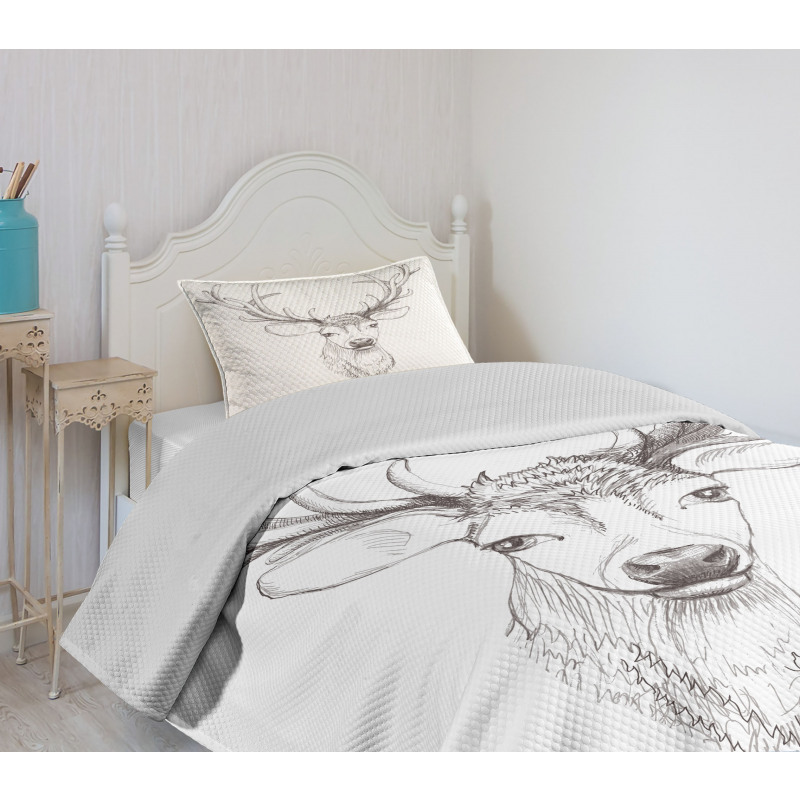 Sketch of Deer Head Bedspread Set
