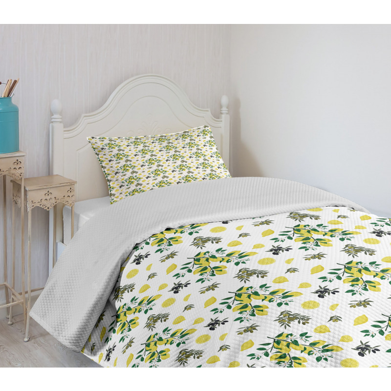 Olives and Lemons Growing Bedspread Set