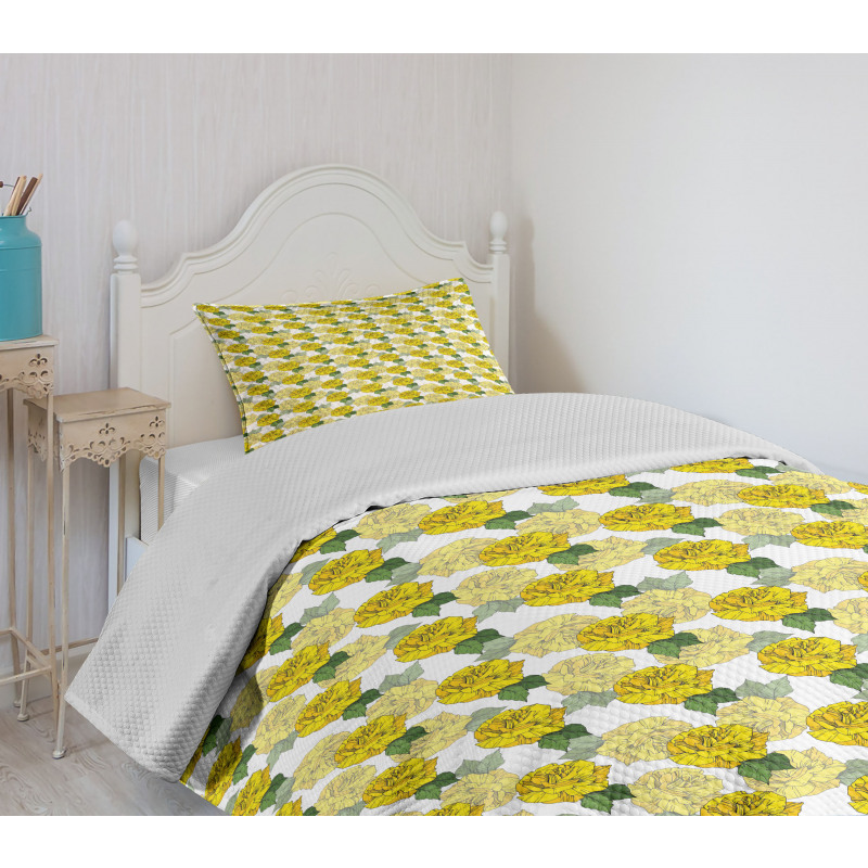 Graphical Spring Flowers Bedspread Set