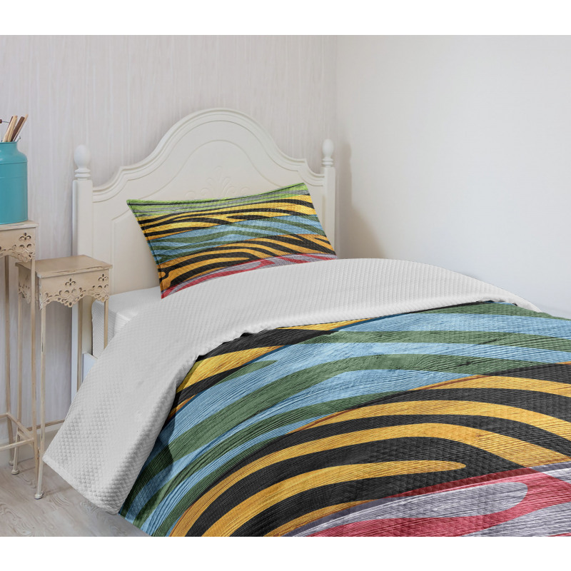 Colorful Animal Bedspread Set