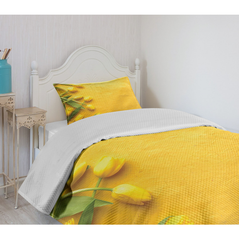 Tulip Flowers Garden Bedspread Set