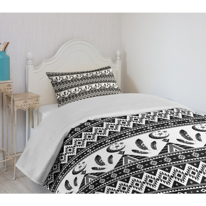 Trippy Moon Feather Pattern Bedspread Set