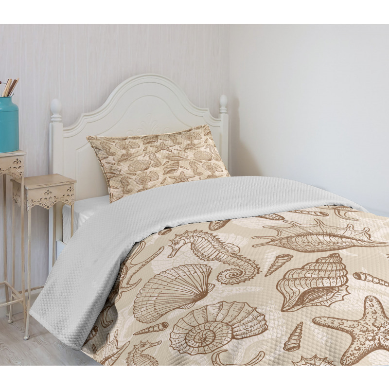 Exotic Marine Animals Bedspread Set