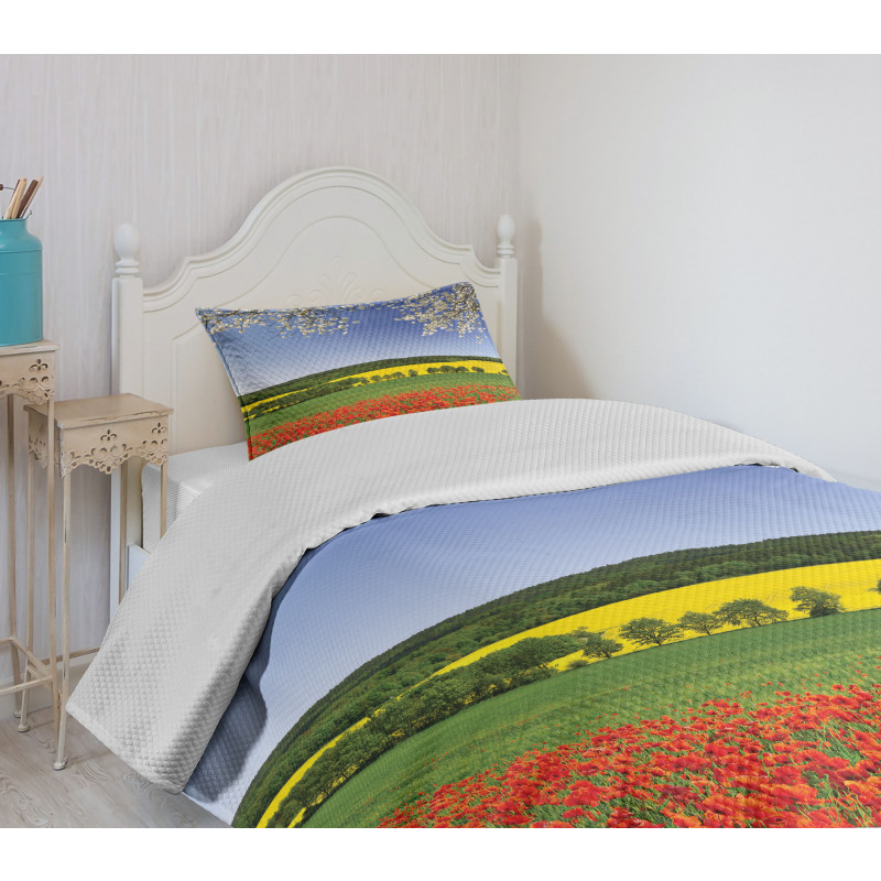 Poppy Field Landscape Bedspread Set