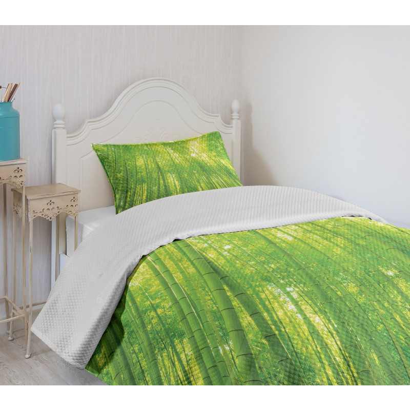 Exotic Wildlife Plants Bedspread Set