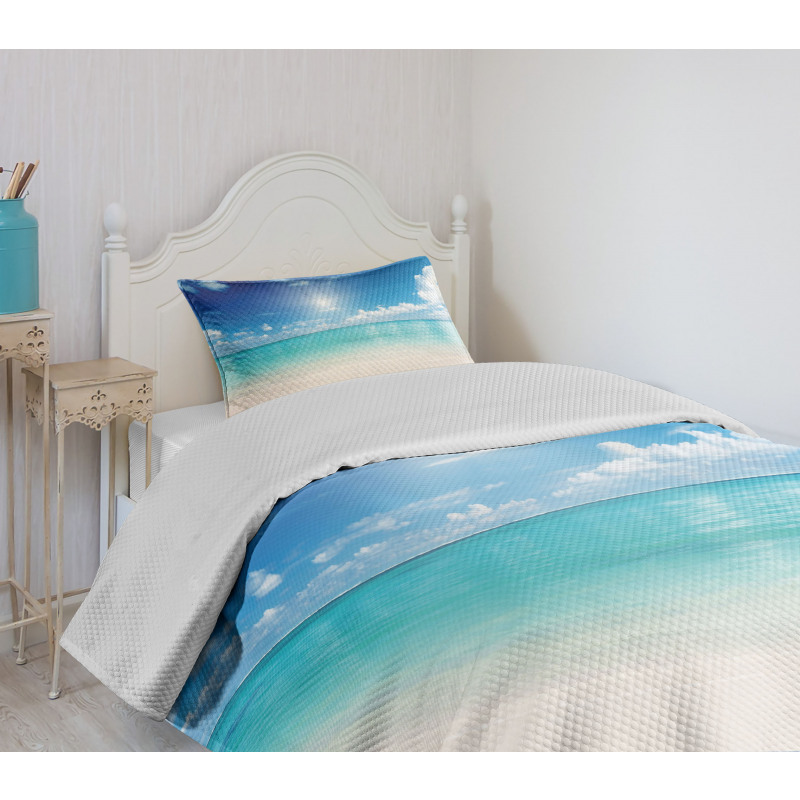Sky and Tropical Sea Bedspread Set