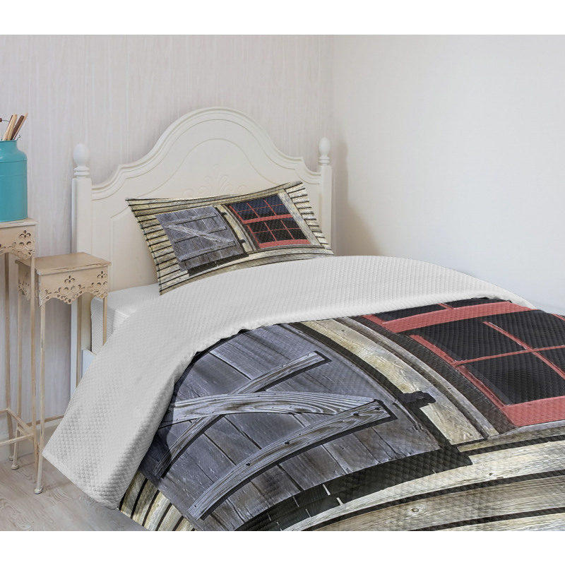 Village Cottage Shutter Bedspread Set