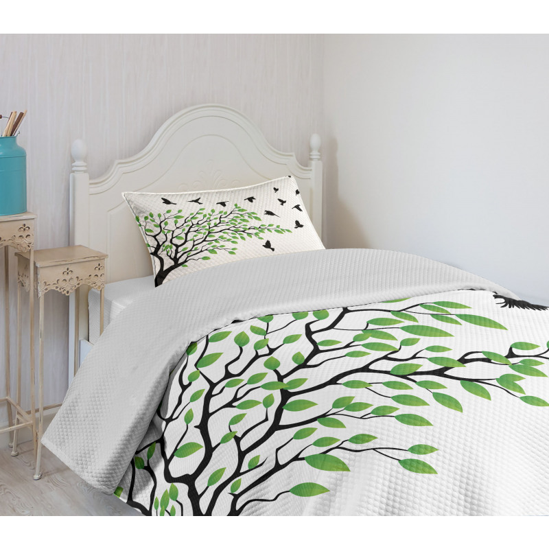 Flying Birds Spring Peace Bedspread Set