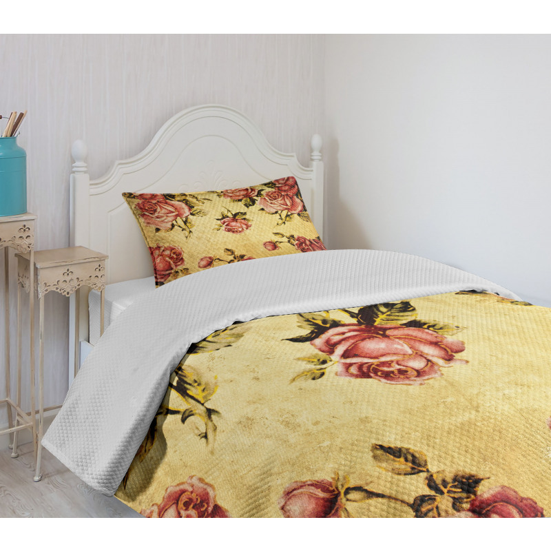 Victorian Style Pattern Bedspread Set