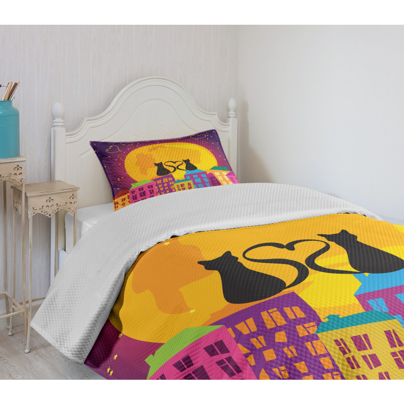 Cats on the Roof Heart Bedspread Set