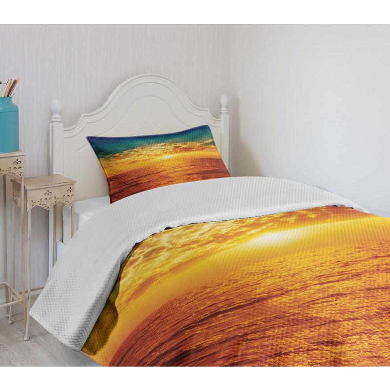 Sunset Seaside Clouds Bedspread Set