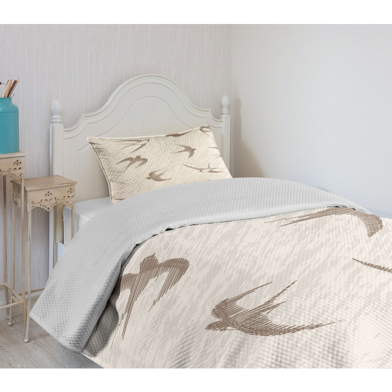 Flying Birds Bedspread Set