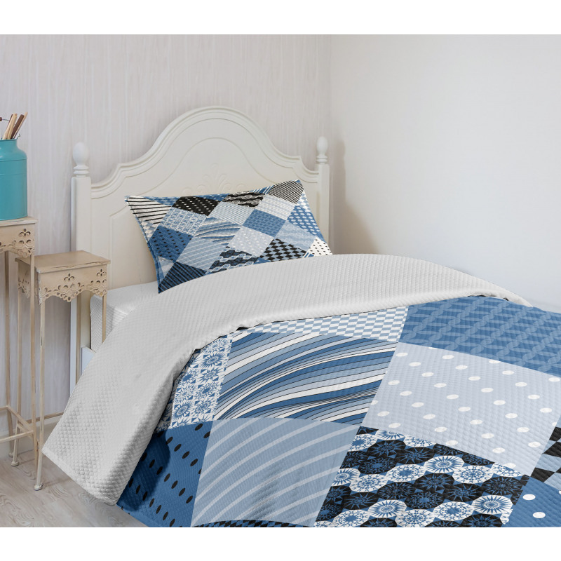 Diamond Shaped Patchworks Bedspread Set