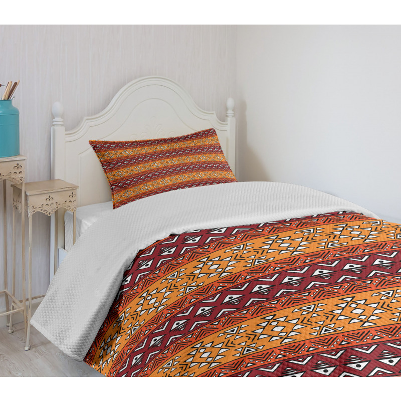 Retro Motifs Bedspread Set