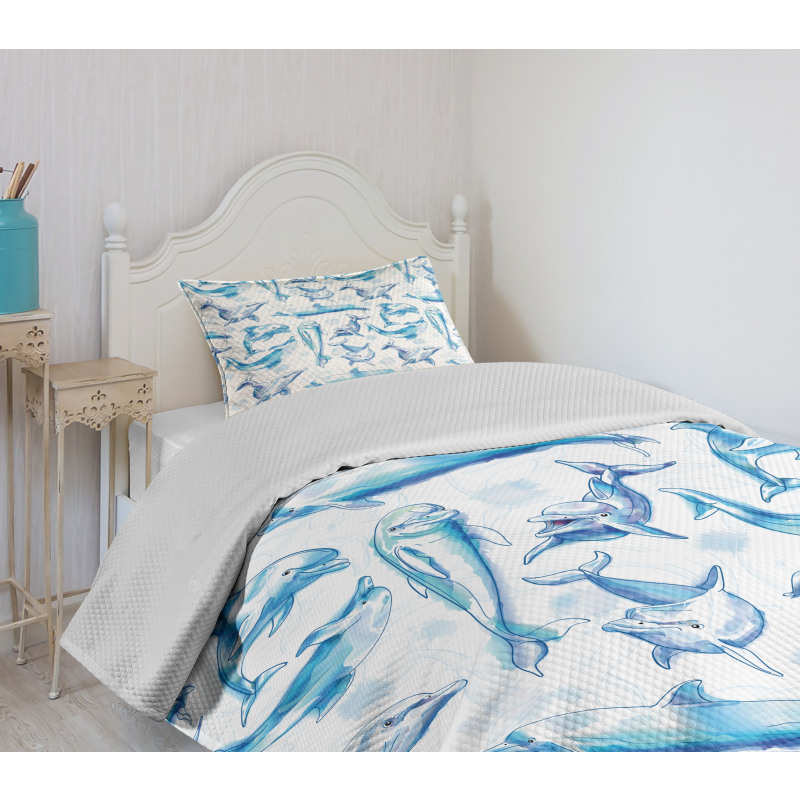 Sketch of Dolphins Bedspread Set