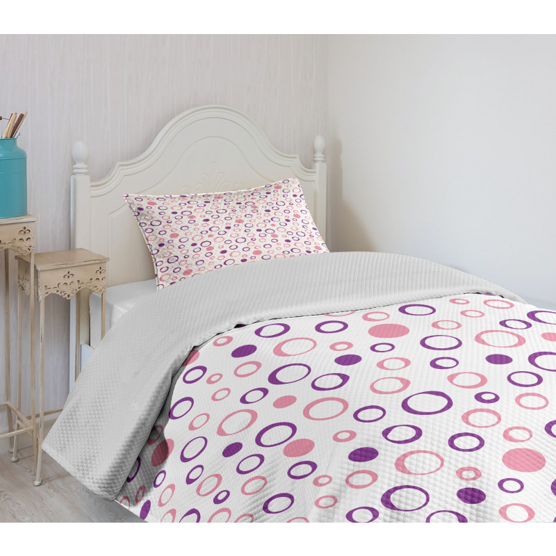 Circulars Bedspread Set