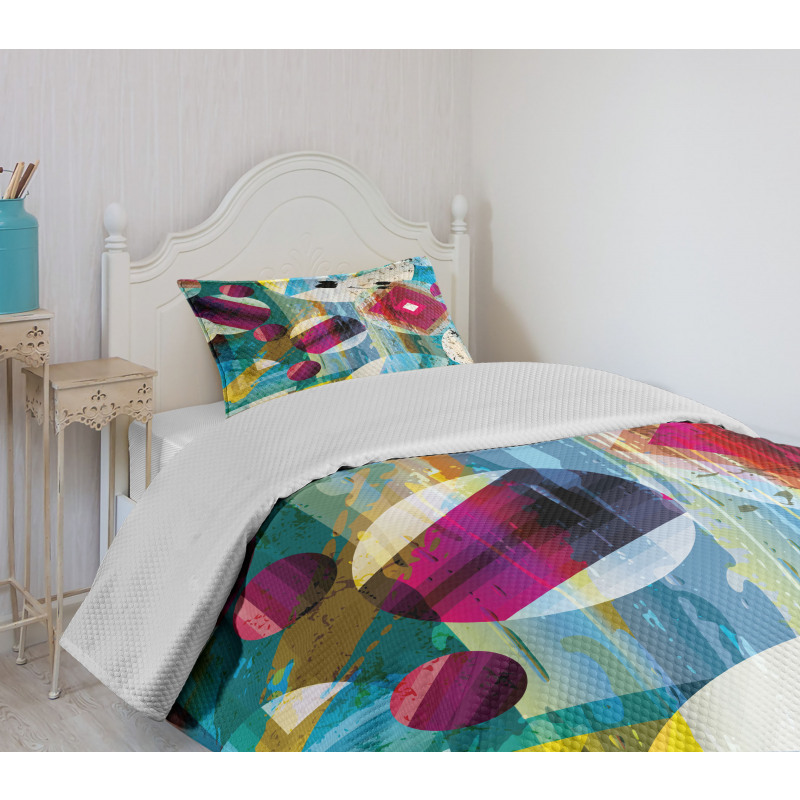 Surreal Pattern Bedspread Set