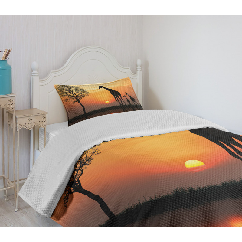 Giraffe in Wild Forest Bedspread Set