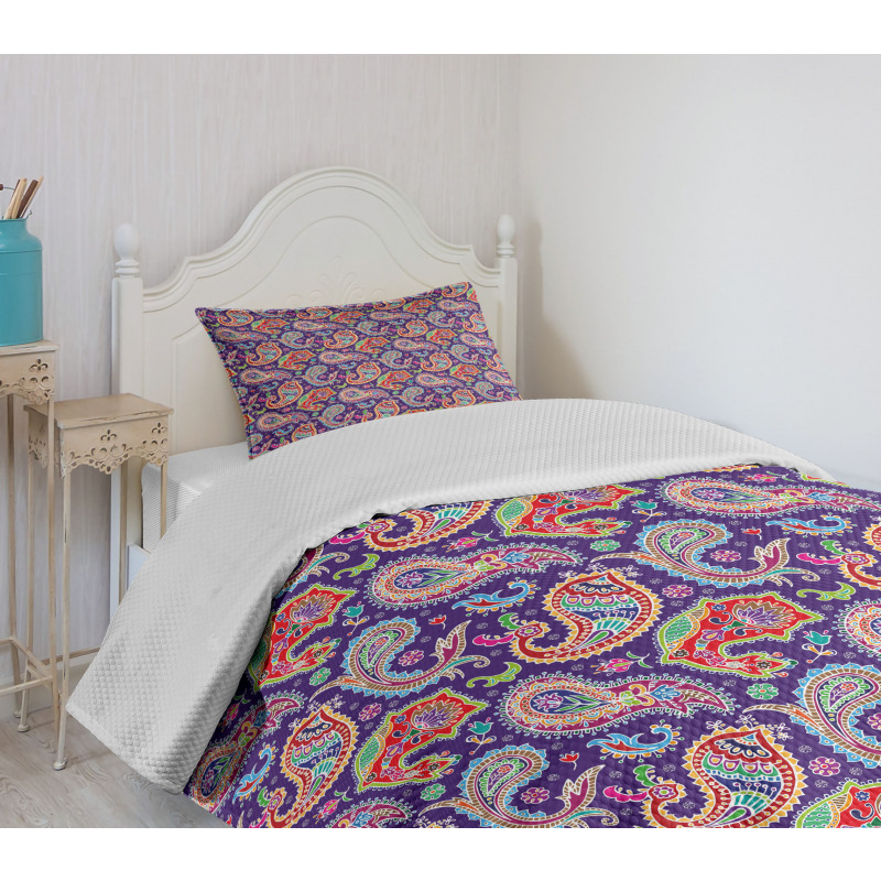 Retro Hippie Motives Bedspread Set