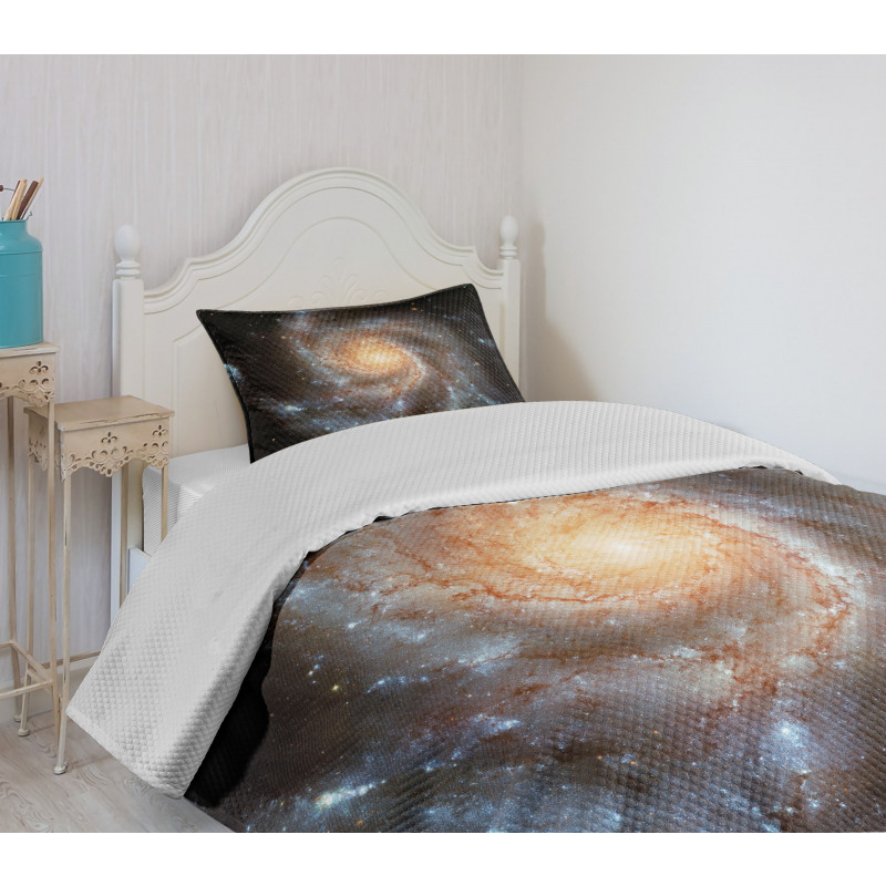 Star Disc in Huge Space Bedspread Set